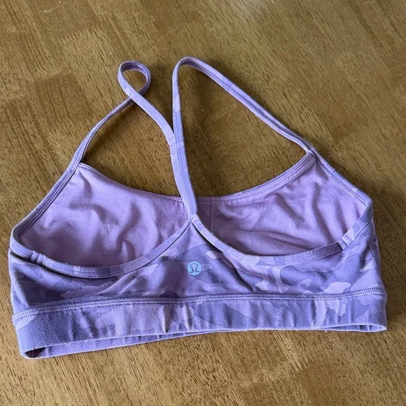 Lululemon Athletica Flow Y Pink Camouflage Sports Bra Size 8 - Picture 2 of 3